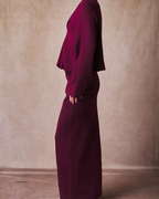 Gebreide Set – Cardigan & Lange Rok met Gouden Gesp