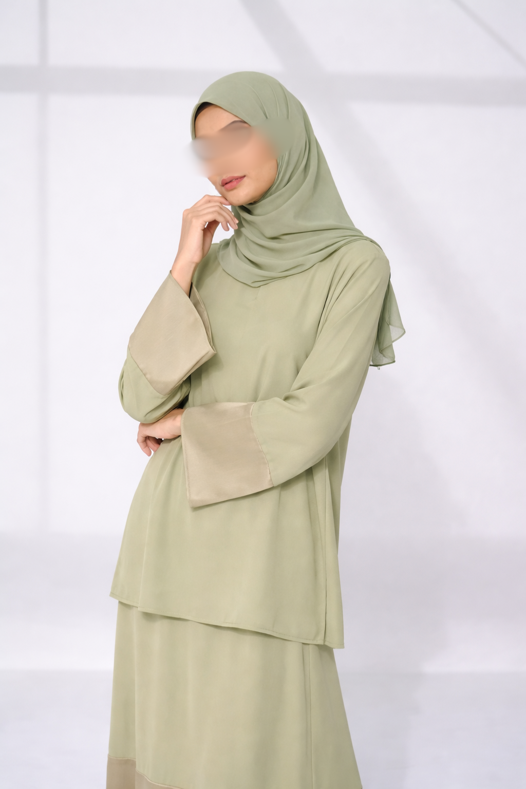 Elegante Dusty Groen Set met Wijde Mouwen & Satijnen Details