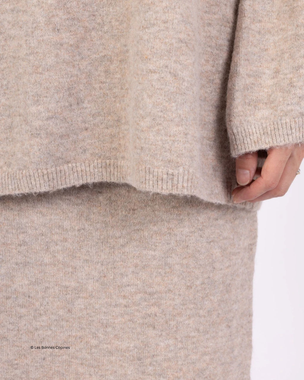 Geribde Knit Set – Oversized Trui & Lange Rok