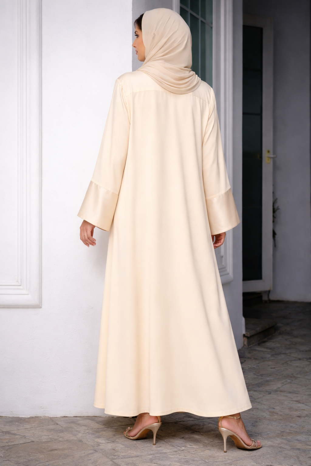 Minimalist Satin-Trim Abaya